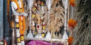 Annapurna Temple in Varanasi : 17 दिवसीय महाव्रत 24 नवंबर से शुरू, महंत के हाथों मिलेगा 17 गांठ का धागा