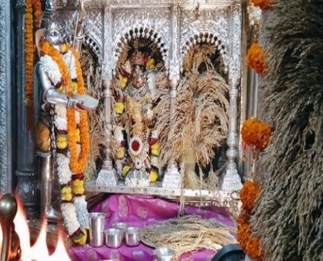 Annapurna Temple in Varanasi : 17 दिवसीय महाव्रत 24 नवंबर से शुरू, महंत के हाथों मिलेगा 17 गांठ का धागा