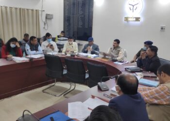 UP Assembly Election 2022 : वाराणसी में सार्वजनिक स्थलों से बैनर, पोस्टर हटाने का कार्य प्रारंभ कर दिया जाए : डीएम