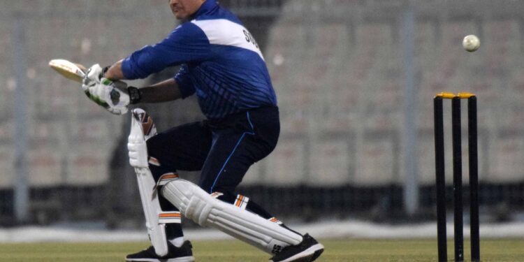 BCCI SGM Match: Sourav Ganguly ने कोलकाता के ईडन गार्डेंस मैदान पर 20 बॉल में ठोके 35 रन