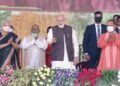 प्रधानमंत्री नरेंद्र मोदी ने पूर्वांचल को दी 10 हजार करोड़ रुपये की परियोजनाओं की सौगात, गोरखपुर में हुआ आयोजन