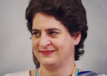कार्यकर्ताओं के साथ मंथन के बाद प्रियंका गांधी ने पार्टी के महिला घोषणा पत्र को जारी करने का बना लिया मन