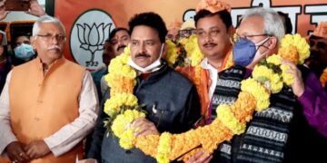 अखिलेश देख रहे मुंगेरी लाल के हसीन सपने, 2022 में फिर बनेगी भाजपा सरकार : लक्ष्मीकांत बाजपेयी