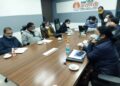 हेल्थ केयर और फ्रंटलाइन वर्कर को वाराणसी के डीएम ने दिए दिशा-निर्देश