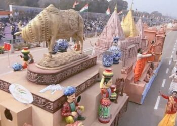 गणतंत्र दिवस : दिल्‍ली के राजपथ पर दिखा काशी विश्वनाथ धाम का वैभव