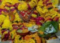 शिव-पार्वती विवाह के उत्सव पर वाराणसी में बाबा के रजत विग्रह की हल्दी