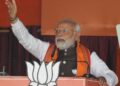 बलिया में बोले प्रधानमंत्री नरेंद्र मोदी, विकास में रोड़े अटकाते हैं घोर परिवारवादी