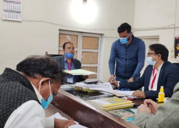 वाराणसी के 8 विधानसभा क्षेत्रों के निर्वाचन के लिए पहले दिन सिर्फ एक नामांकन