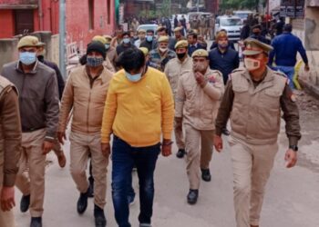 वाराणसी में नकली कोरोना वैक्सीन बनाने के मामले में कोर्ट में पेश कर जेल भेजे गए आरोपित