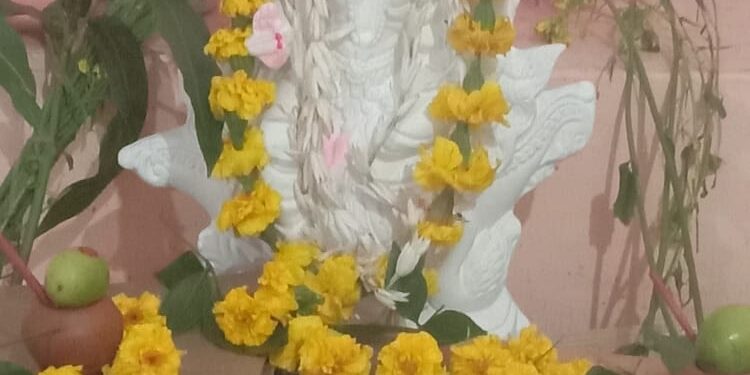 वसंत पंचमी : मां सरस्‍वती की आराधना के लिए पांच घंटे 28 मिनट बेहद शुभ मुहूर्त