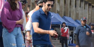 Film Brahmastra वाराणसी में गंगा घाटों पर ब्रह्मास्त्र फिल्म की शूटिंग, आलिया भट्ट और रणवीर कपूर शामिल