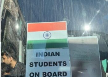 यूक्रेन के संघर्ष वाले क्षेत्र से भारतीयों को सुरक्षित रास्ता देने के लिये काम कर रहे हैं : रूस