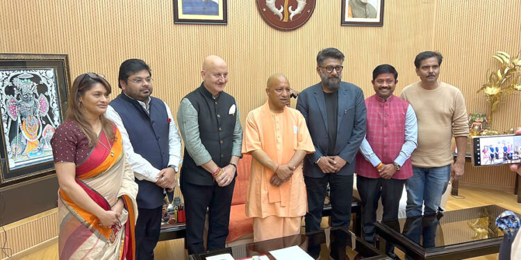 The Kashmir Files : मजहबी कट्टरता व आतंकवाद की अमानवीय विभीषिका को निर्भीकता से प्रकट करती है : योगी