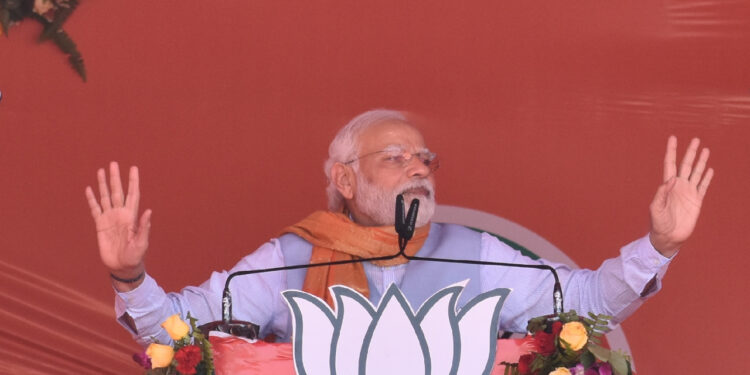 हिंदी में भी होगी मेडिकल की पढ़ाई, फीस आधी होगी : पीएम नरेंद्र मोदी