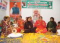 काशी की मुस्लिम महिलाओं ने गुलाल उड़ाकर दिया सौहार्द्र का संदेश