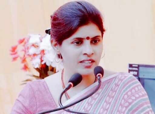 भाजपा नेता स्वाति सिंह लेंगी पति दयाशंकर सिंह से तलाक,फैमिली कोर्ट में फिर लगाई अर्जी