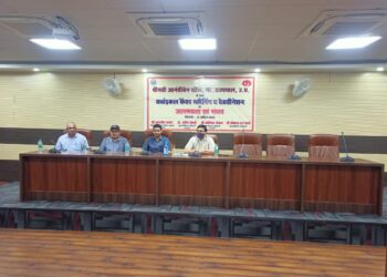 सर्वाइकल कैंसर से बचाव के लिए समय से स्क्रीनिंग व वैक्सीनेशन जरूरी