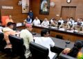 निर्माण कार्यों के दौरान सुरक्षा मानकों का पालन हर हालत में सुनिश्चित कराया जाए-मुख्यमंत्री
