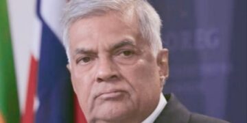 श्रीलंका के नए प्रधानमंत्री बने रानिल विक्रमसिंघे, संकट से जूझ रहे द्वीपीय देश को संभालने की है बड़ी जिम्मेदारी