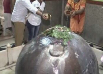 वाराणसी में दबे पड़े हैं कई मंदिरों के अवशेष, कई का अस्तित्व तक मिट गया