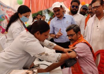 मुख्यमंत्री आरोग्य मेला : वाराणसी में 52 पीएचसी पर मुफ्त मिलीं स्वास्थ्य सेवाएं, लाभान्वित हुए 1,790 मरीज