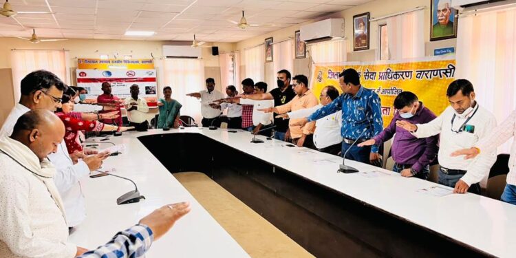 वाराणसी में स्वास्थ्य विभाग ने मनाया विश्व तम्बाकू निषेध दिवस