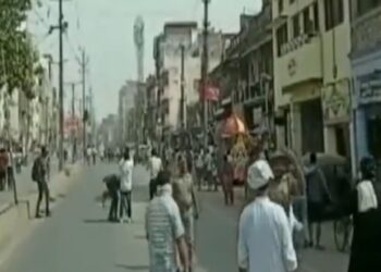 राष्ट्रपति और पीएम मोदी के कानपुर दौरे के बीच हिंसा, पथराव और बमबारी में कई घायल