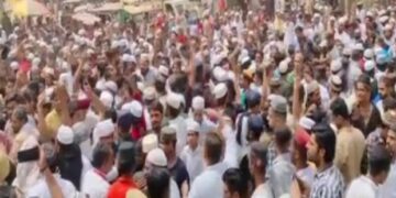 पैगंबर मोहम्मद पर टिप्पणी विवाद को लेकर कई शहरों में बड़े पैमाने पर विरोध-प्रदर्शन, रांची में कर्फ्यू