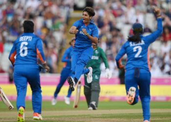 IND W vs PAK