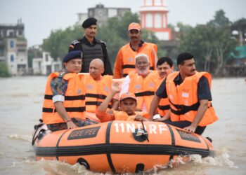 CM Yogi in Varanasi