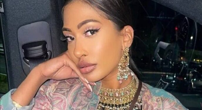 Model Aparna Singh