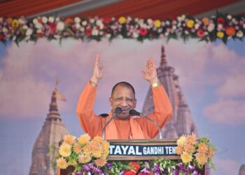 Yogi in Kashi