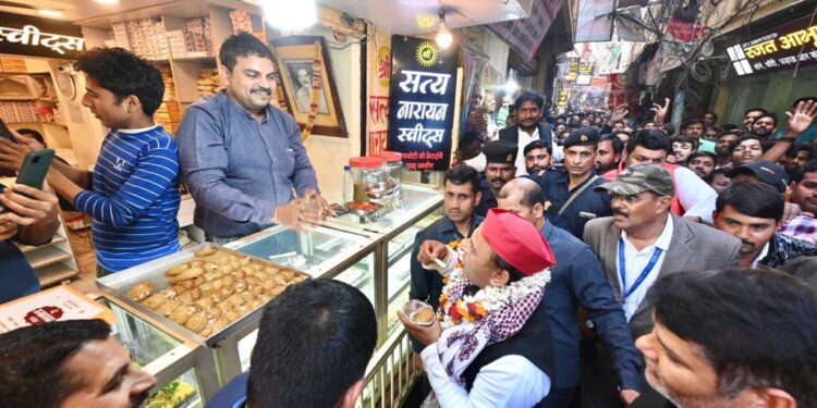 Akhilesh Yadav visit to Varanasi