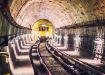Metro Train