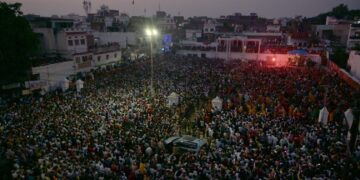 Hanuman Darshan in Ramnagar