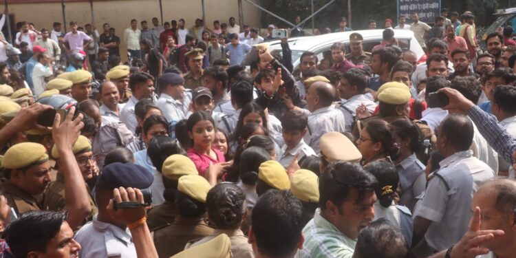 Ruckus in BHU