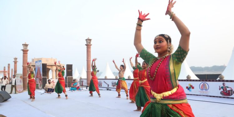 kashi tamil sangamam