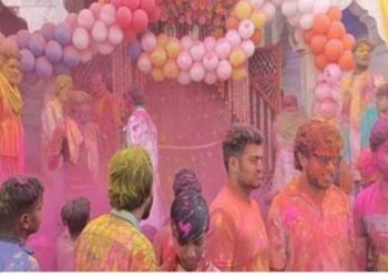 Mathura Holi