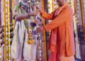 Prime Minister Modi reached Kashi