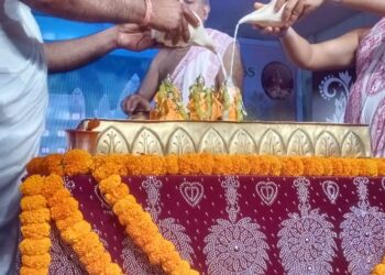iskcon temple varanasi