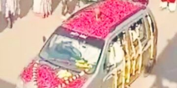 funeral of old car