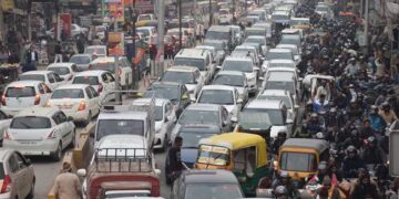 traffic jam in varanasi