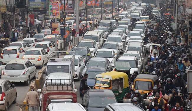 traffic jam in varanasi