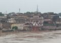   flood in varanasi