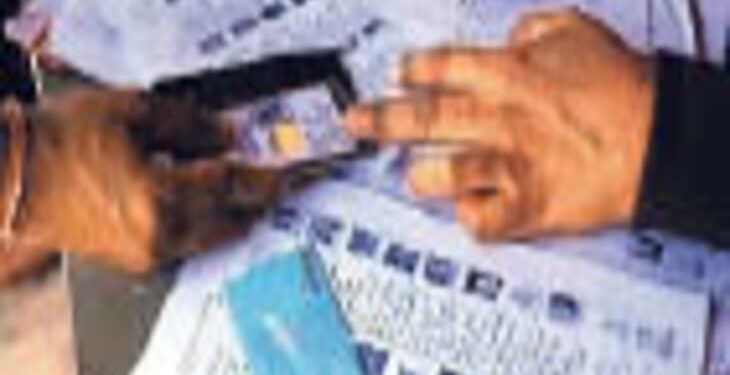 Voter registration in Varanasi